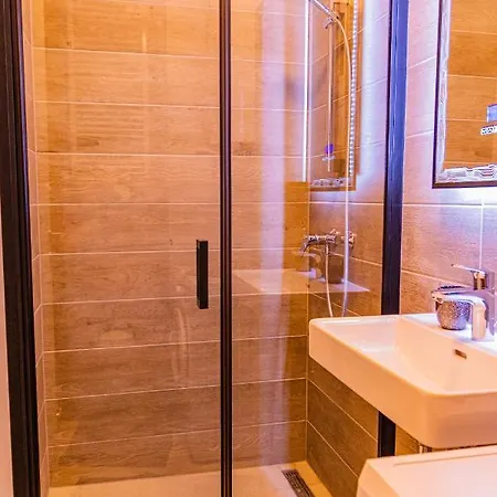 Apartments Repinc: Smart Luxury with Jacuzzi in Zagreb Exterior photo