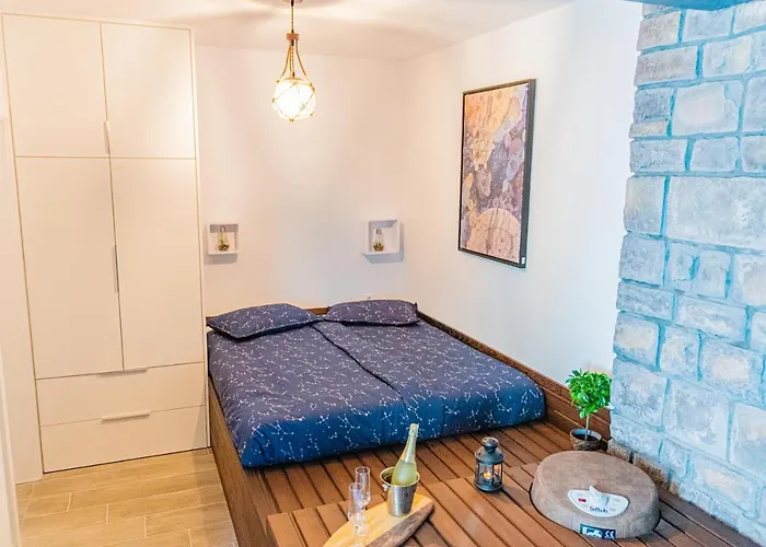 Jacuzzi - Flexible Selfcheckins 20 - Zagreb - Luxury - Garage - Smart - Brand New - Apartments Repinc