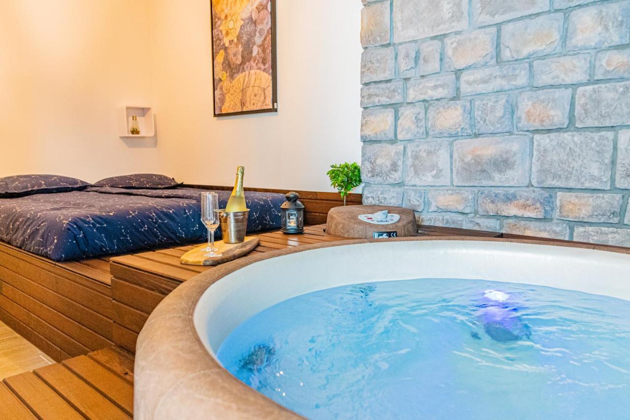 Repinc: Smart Luxury With Jacuzzi In Apartment Zagreb