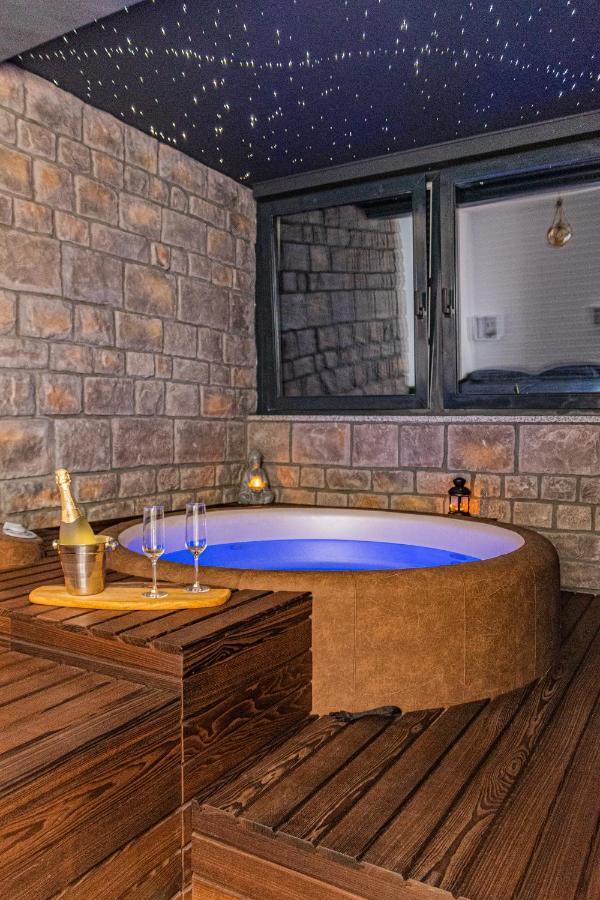 Repinc: Smart Luxury With Jacuzzi In Apartment *