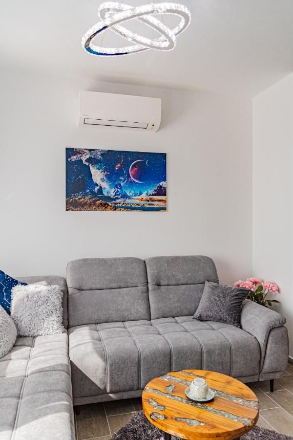 Repinc: Smart Luxury With Jacuzzi In